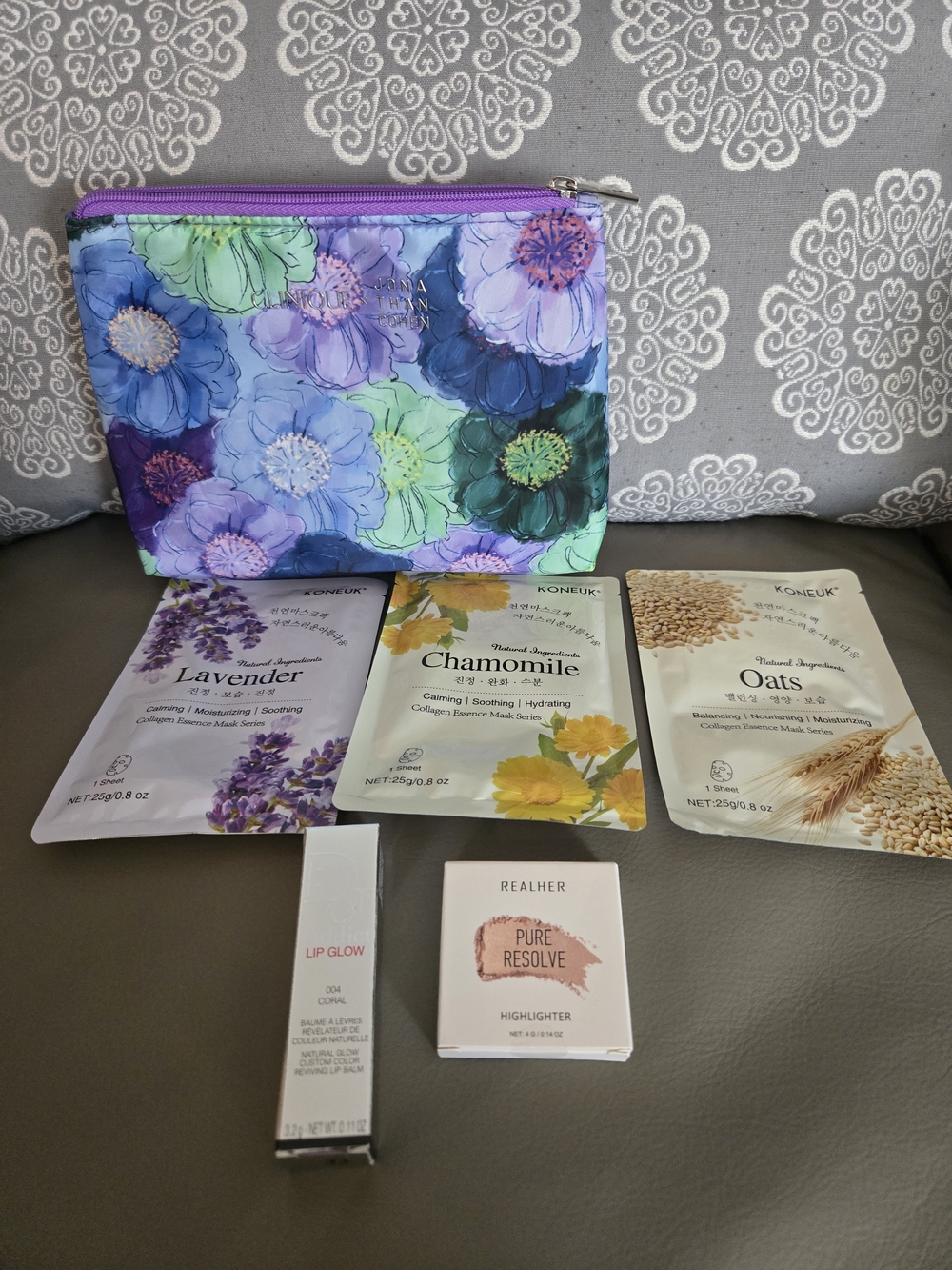 Clinique Cosmetic Pouch - Selfcare Beauty Bundle